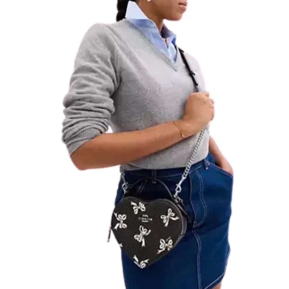 Coach Heart Mini Crossbody Bag with Bow Print - NWT $350 MSRP - Picture 2 of 11